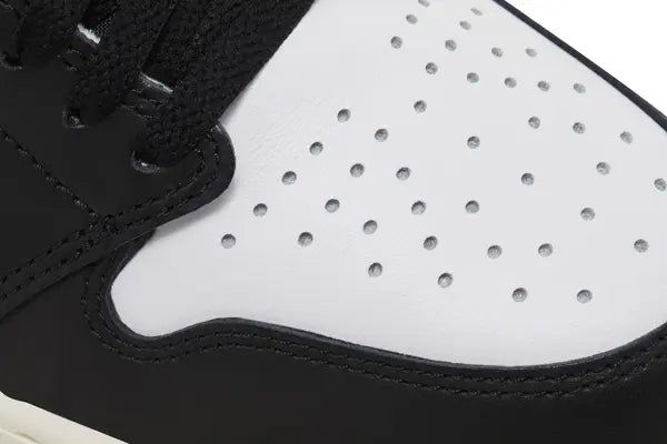 Air Jordan 1 Retro High OG 'Black Toe Reimagined' Sneakers for Men