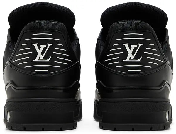 Louis Vuitton Trainer 'Embossed Monogram - Black' 2023