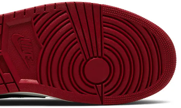 Air Jordan 1 Retro Low OG ‘Chicago’ 2025 Leather Sneaker
