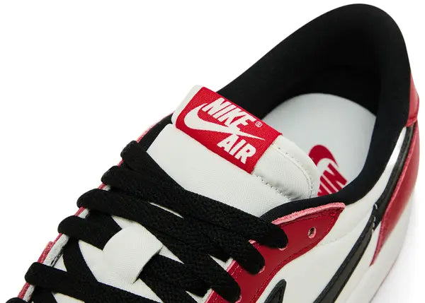 Air Jordan 1 Retro Low OG ‘Chicago’ 2025 Leather Sneaker