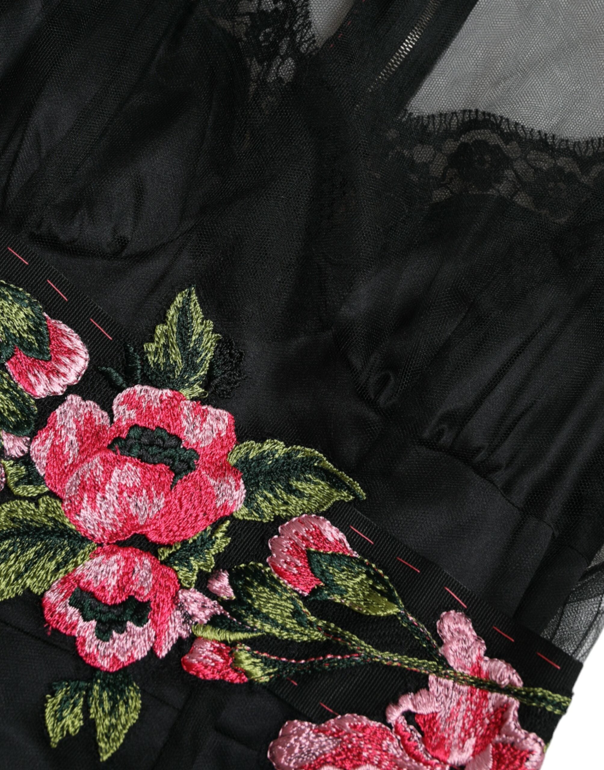 Dolce & Gabbana Langes Abendkleid aus Tüll mit Blumenstickerei