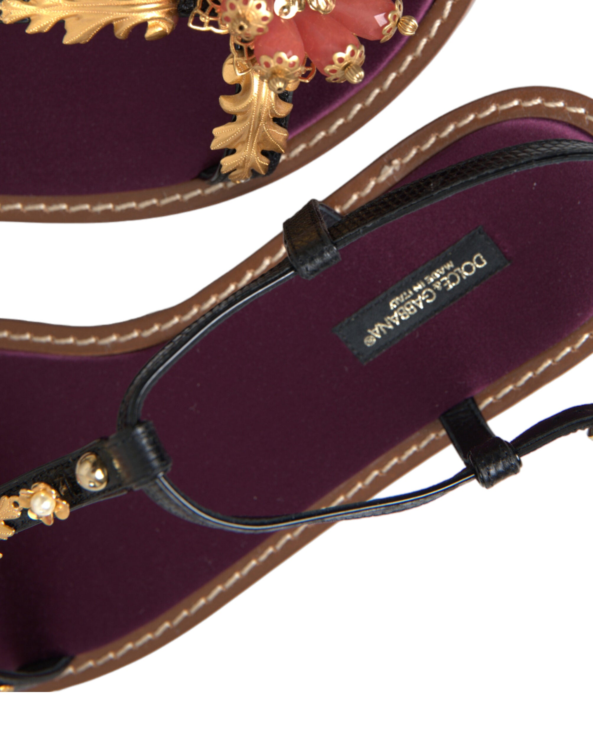 Dolce & Gabbana Elegantes sandalias planas adornadas con cristales