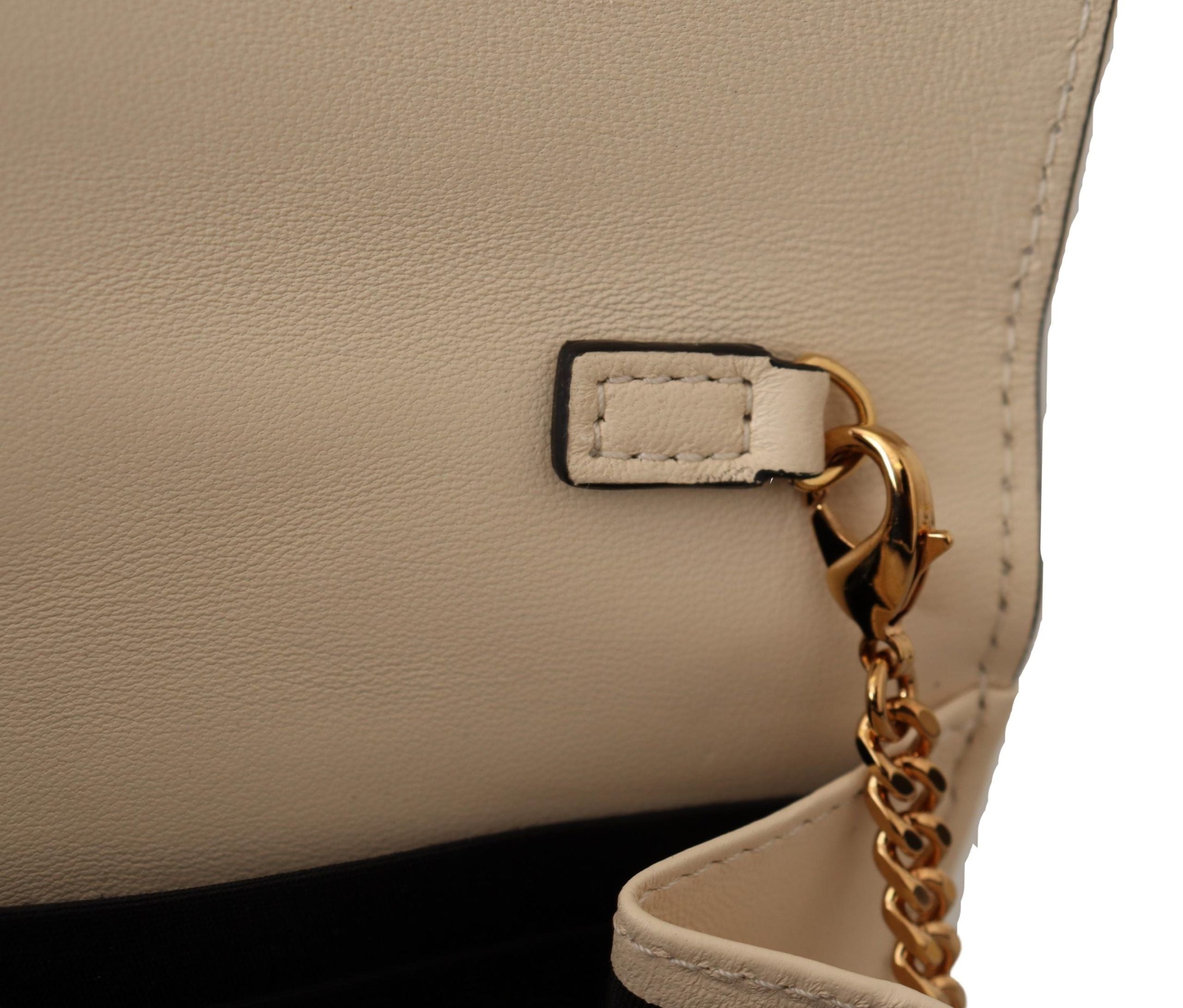 Versace – Elegante, weiße Umhängetasche aus Nappaleder für den Abend