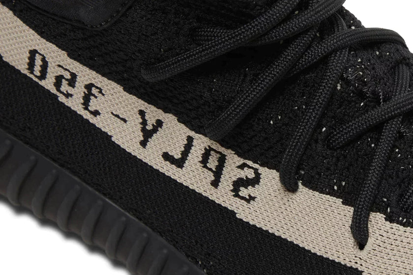 adidas Yeezy Boost 350 V2 