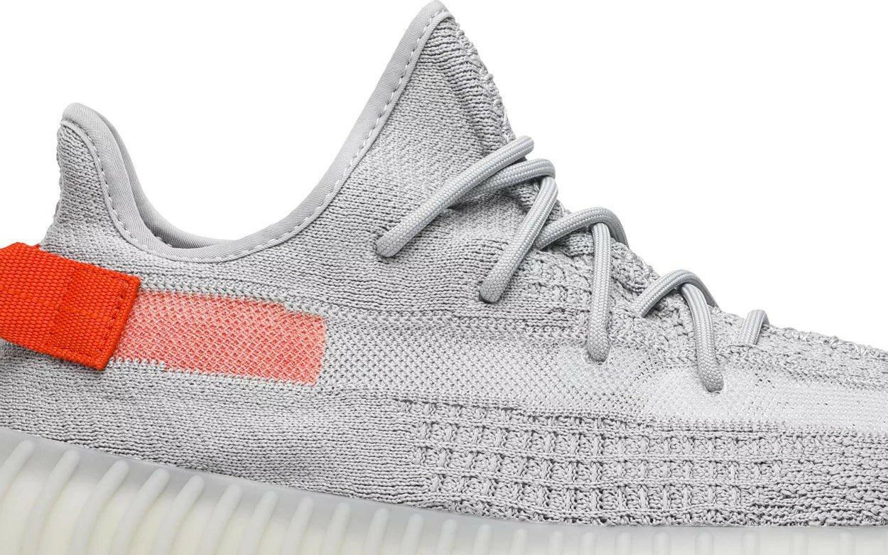 adidas gazelle silver green womens adidas Yeezy Boost 350 V2 Tail Light (2020) Sneakers for Men
