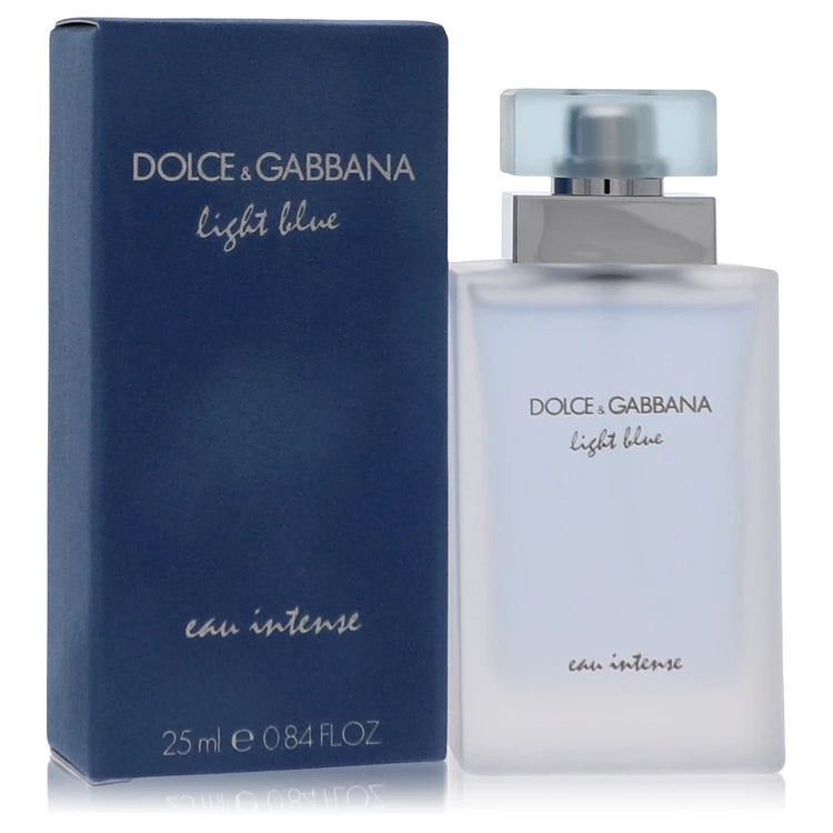 Fresh apple and lemon citrus blend – Top Notes of Light Blue Eau Intense